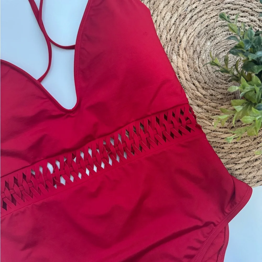 Kenneth Cole Red One-Piece Swimsuit with Plunging‎ V-Neck Size Large